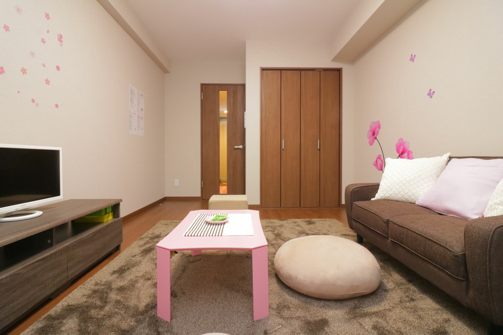 Hg Cozy Hotel No 32 通天閣前 Ōsaka Extérieur photo